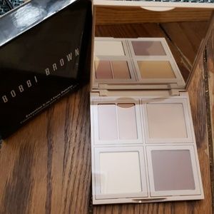 Essential 5-in-1 Face Pallete